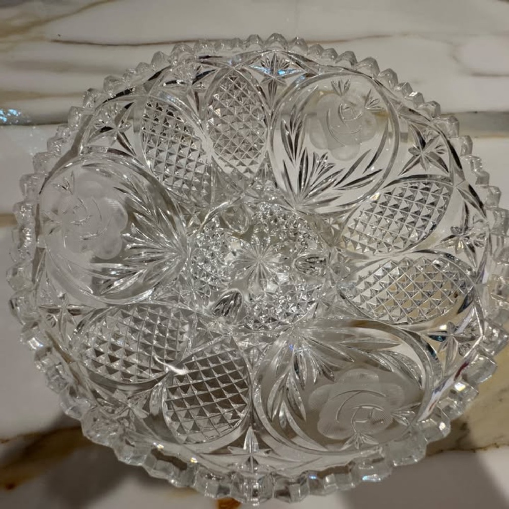 Vintage Clear Crystal Glass Diamond Cut with Rose Flowers & Footed Bowl